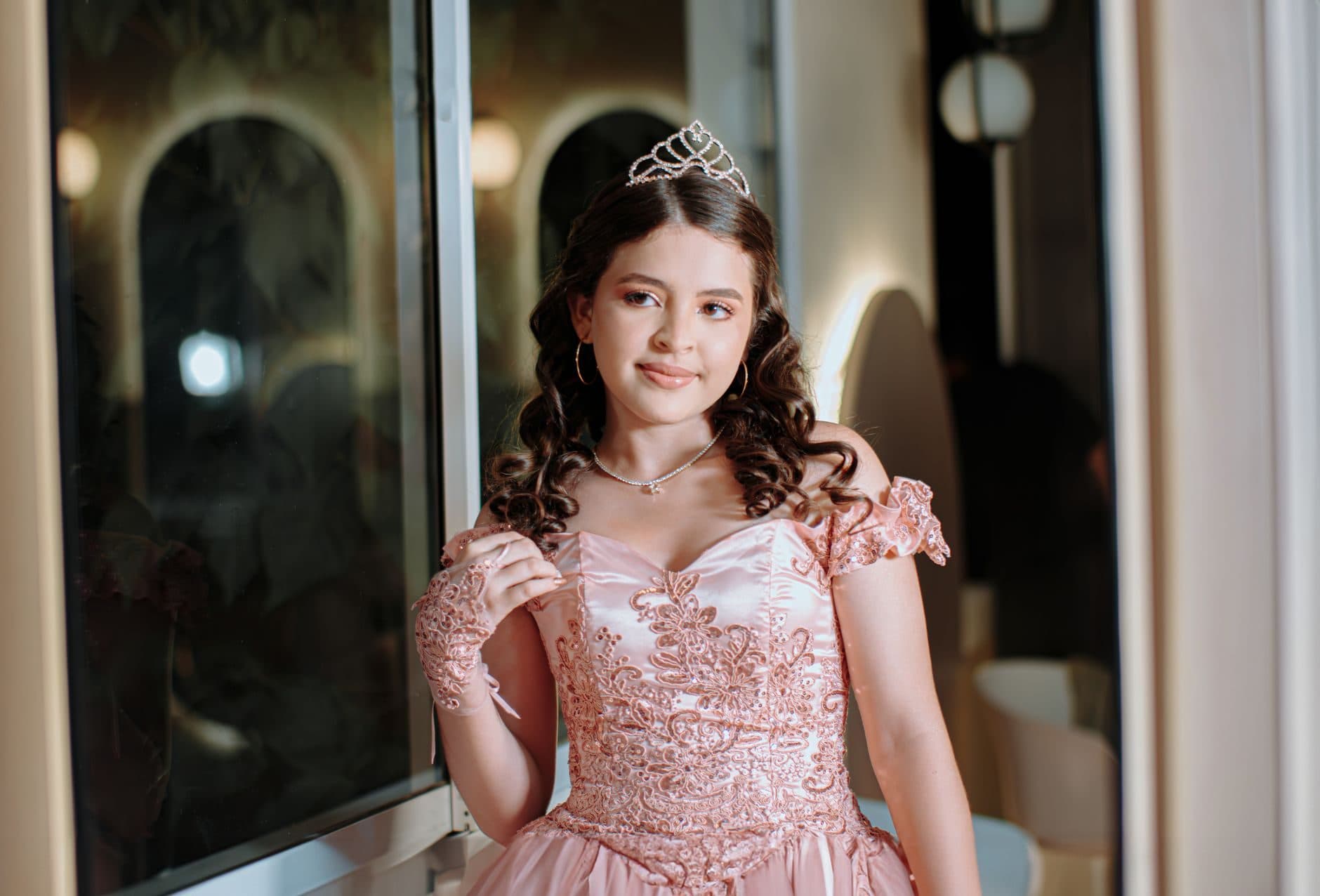 Quinceañera, Sweet 16 & Milestones in Chicago Limos Directory