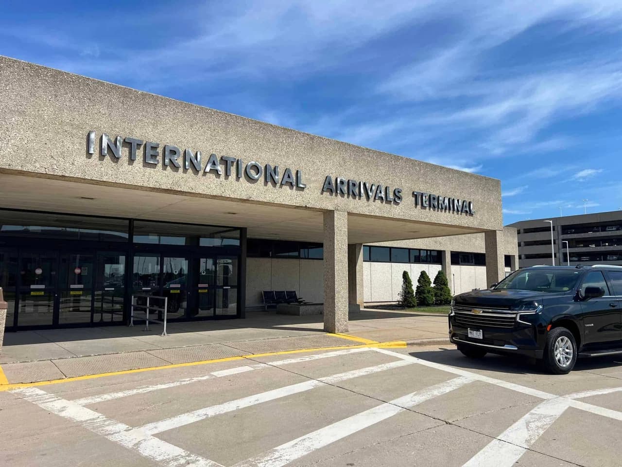 Milwaukee Fly Limo