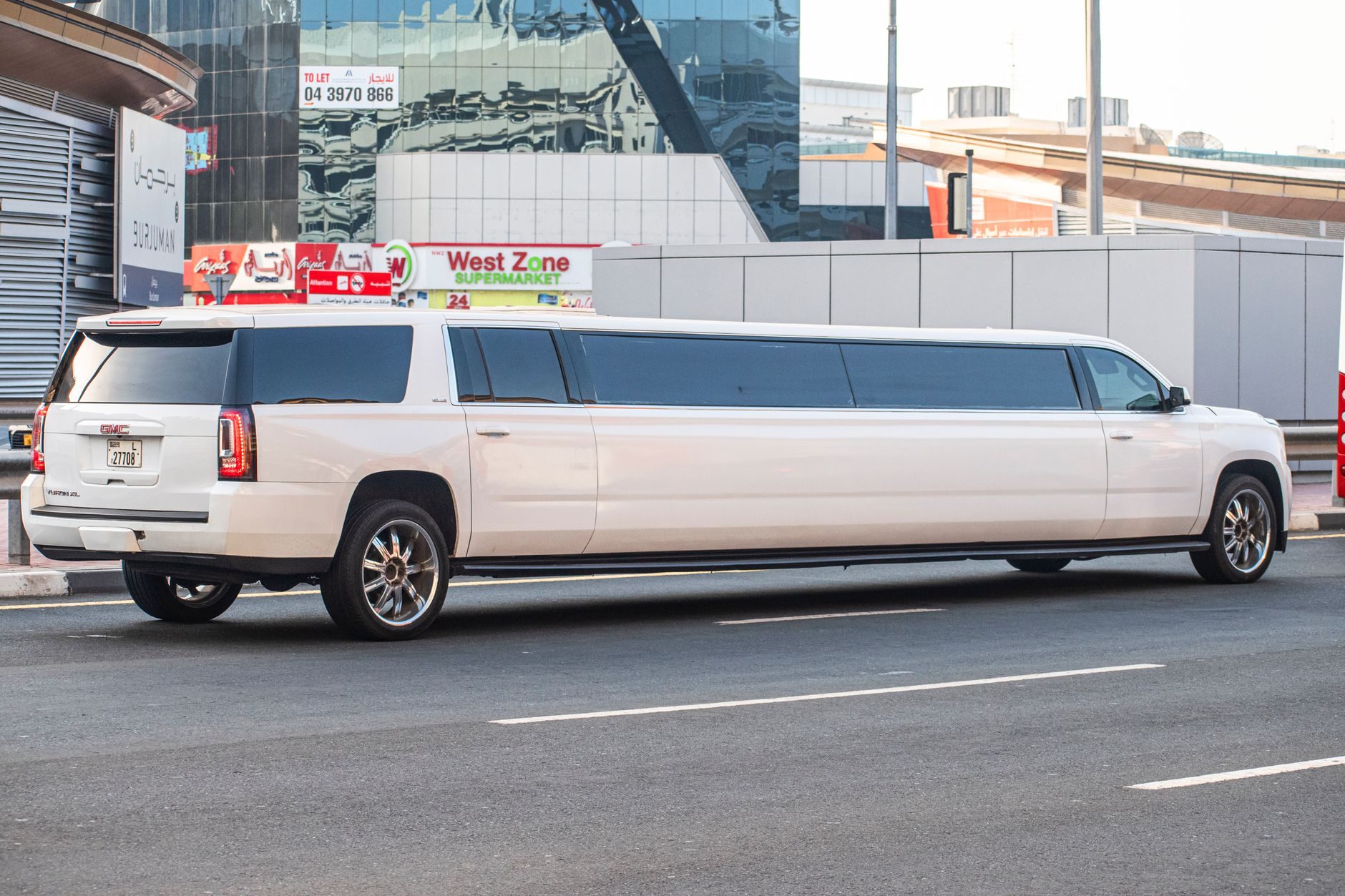 Stretch SUV